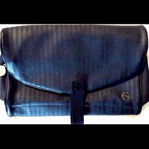 Oscar De La Renta Travel Cosmetic Bag